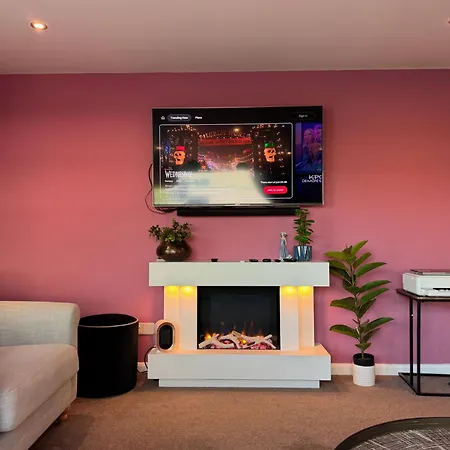 Centre Flat Near Minster - Free Parking And River View 요크