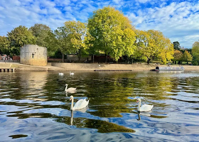 Free Parking - Prime York City Centre Apartment Near Minster With River View Apartamento York