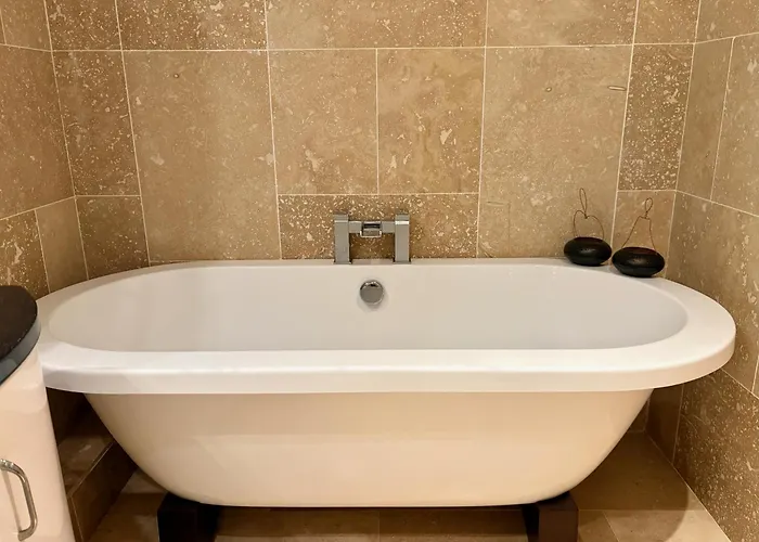 Free Parking - Prime York City Centre Apartment Near Minster With River View *