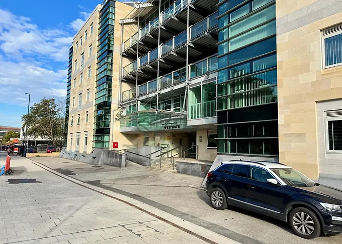 Free Parking - Prime York City Centre Apartment Near Minster With River View York